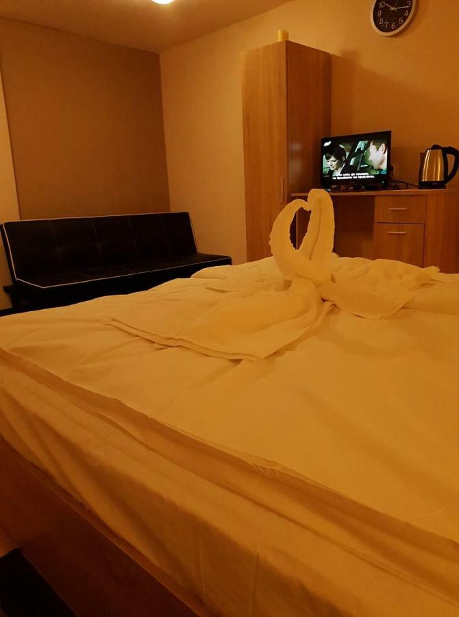 Валентино Hotel Vratsa Buitenkant foto