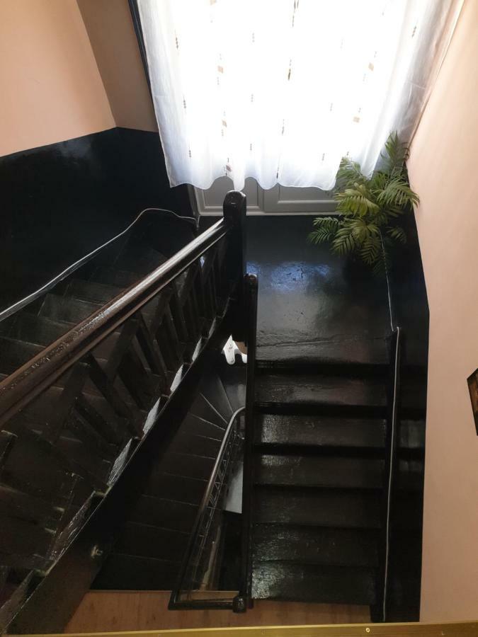 Валентино Hotel Vratsa Buitenkant foto