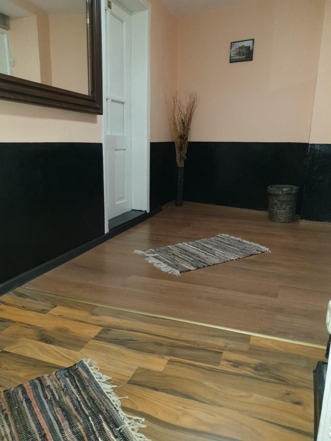 Валентино Hotel Vratsa Buitenkant foto